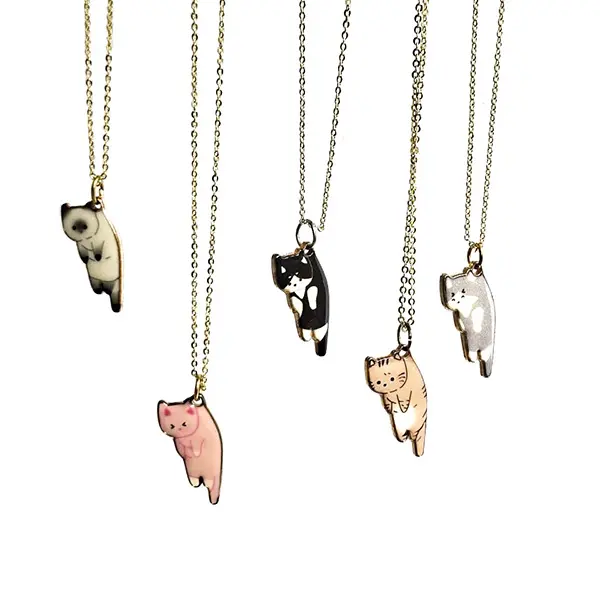 Collar con dije de gatito